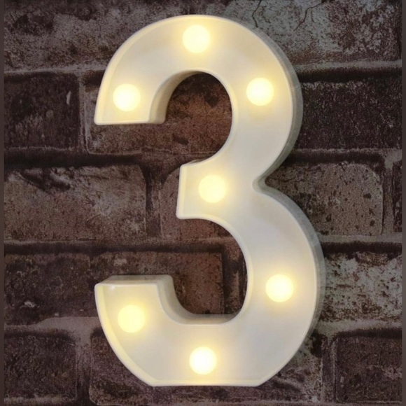 Decorative Led Light Up Number 3 - Picture 1 of 7
